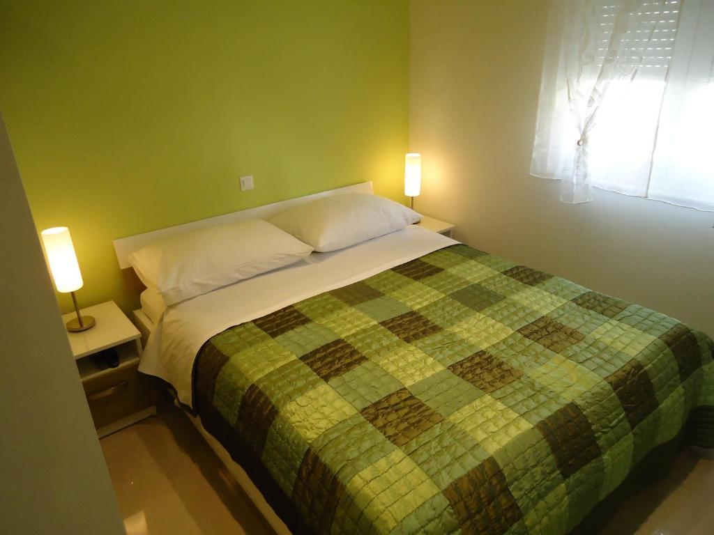 Villa Grgo Apartments Tučepi Стая снимка