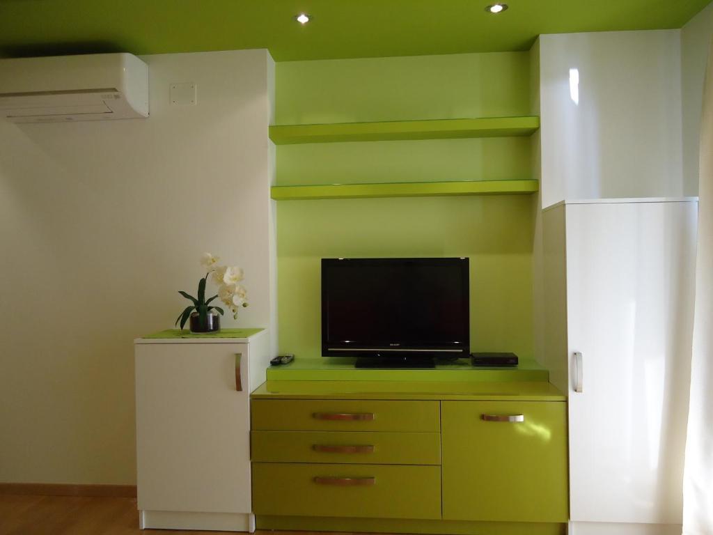 Villa Grgo Apartments Tučepi Стая снимка