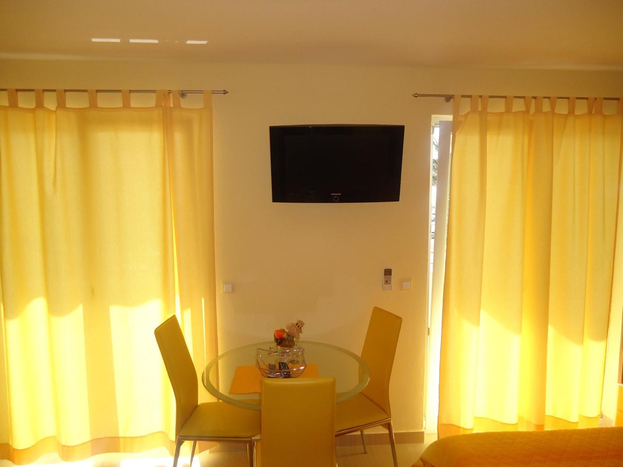Villa Grgo Apartments Tučepi Екстериор снимка
