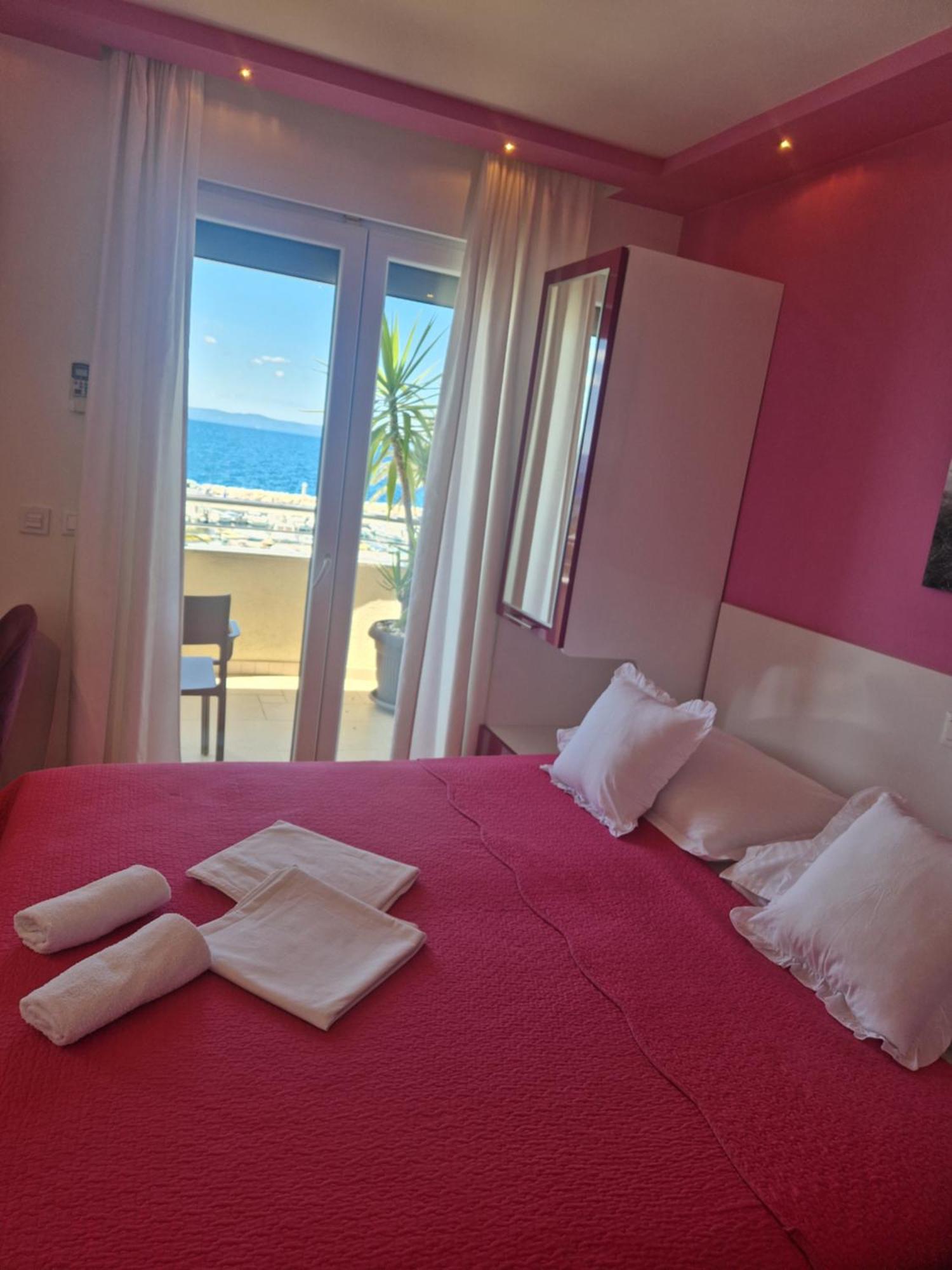 Villa Grgo Apartments Tučepi Екстериор снимка
