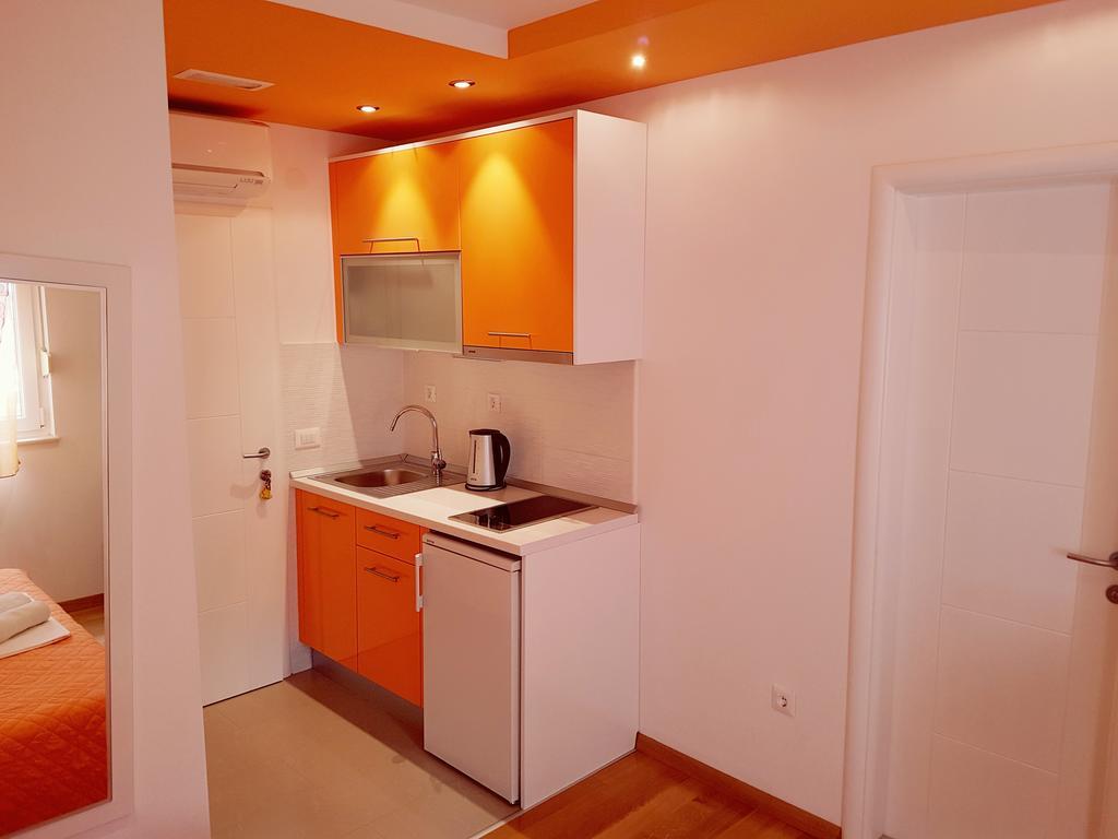 Villa Grgo Apartments Tučepi Екстериор снимка