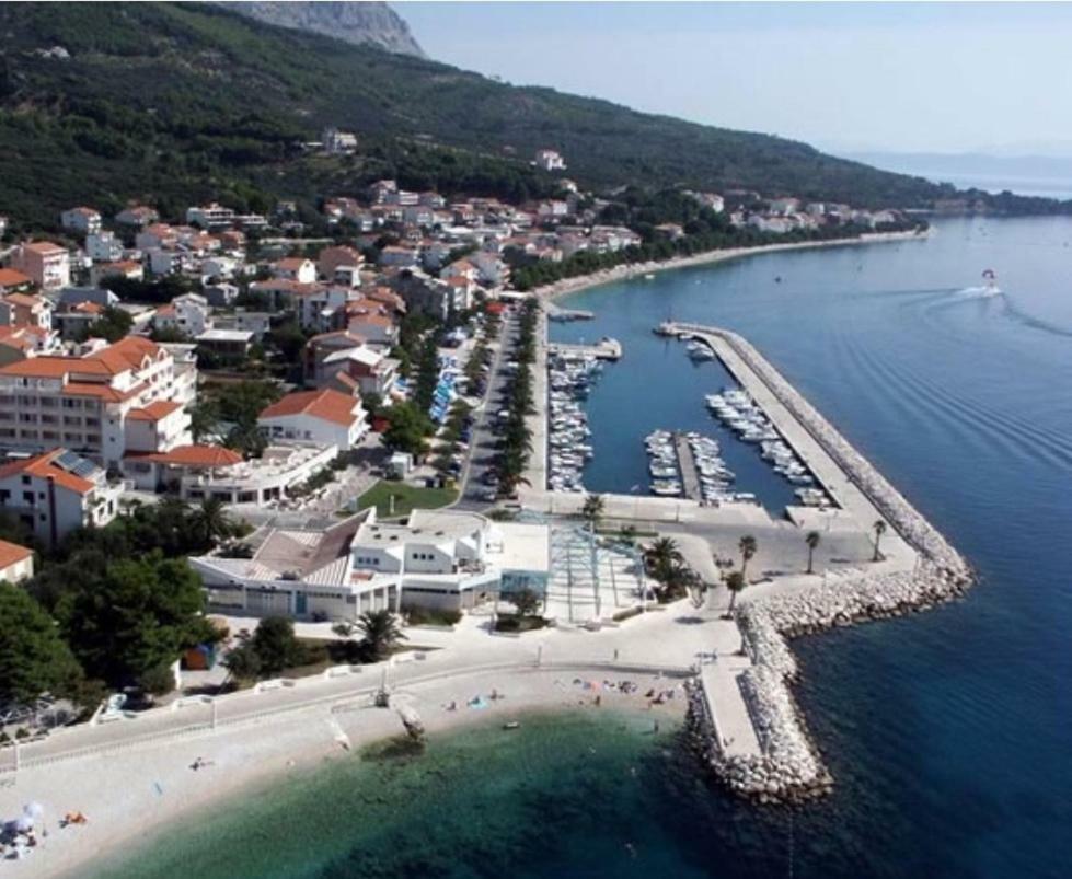 Villa Grgo Apartments Tučepi Екстериор снимка